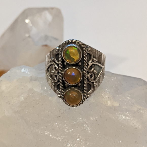 Natural Ethiopian Opal, 925 Silver Ring, Size 8 - Picture 8 of 9